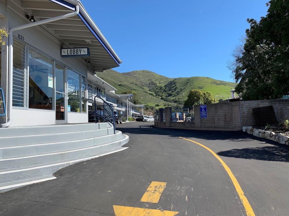 University Inn At San Luis Obispo Exteriér fotografie