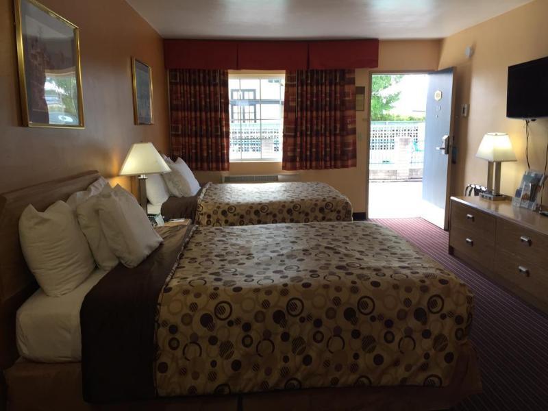 University Inn At San Luis Obispo Exteriér fotografie